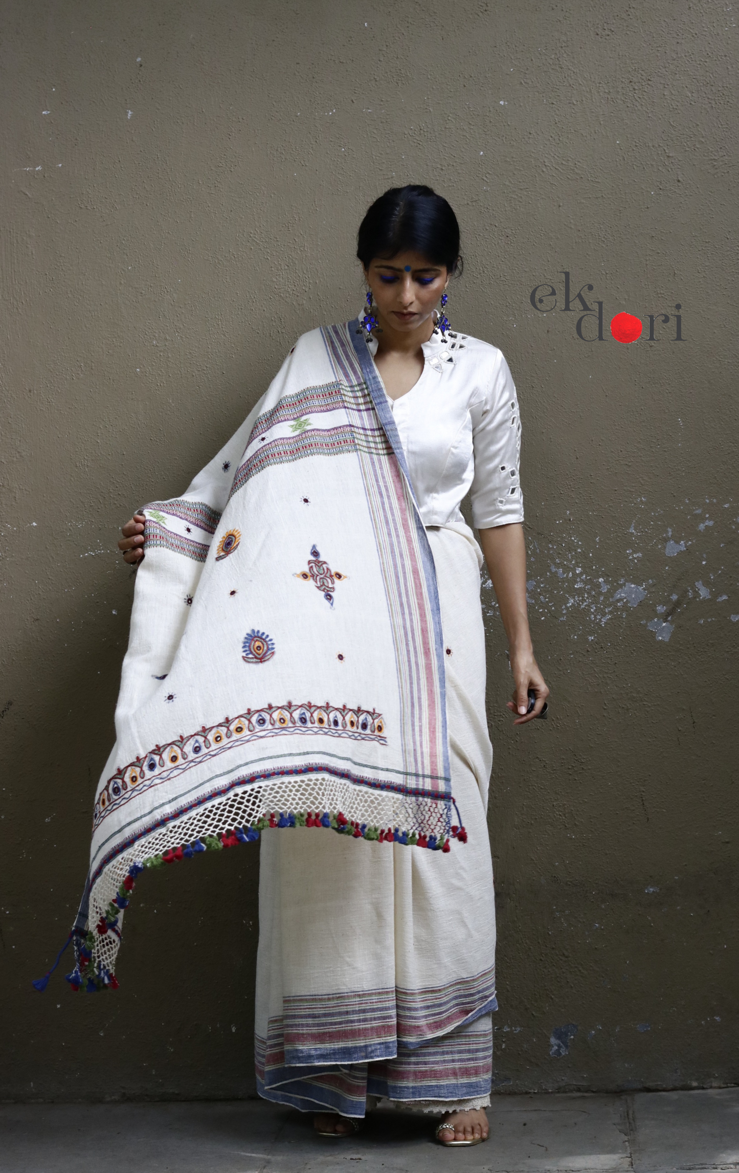 Bhujodi Saree 'Salt Desert' White Handloom Hand Embroidered Mirror Work Bhujodi Saree : Pure Kala Cotton Unique Bhujodi Handloom Saree