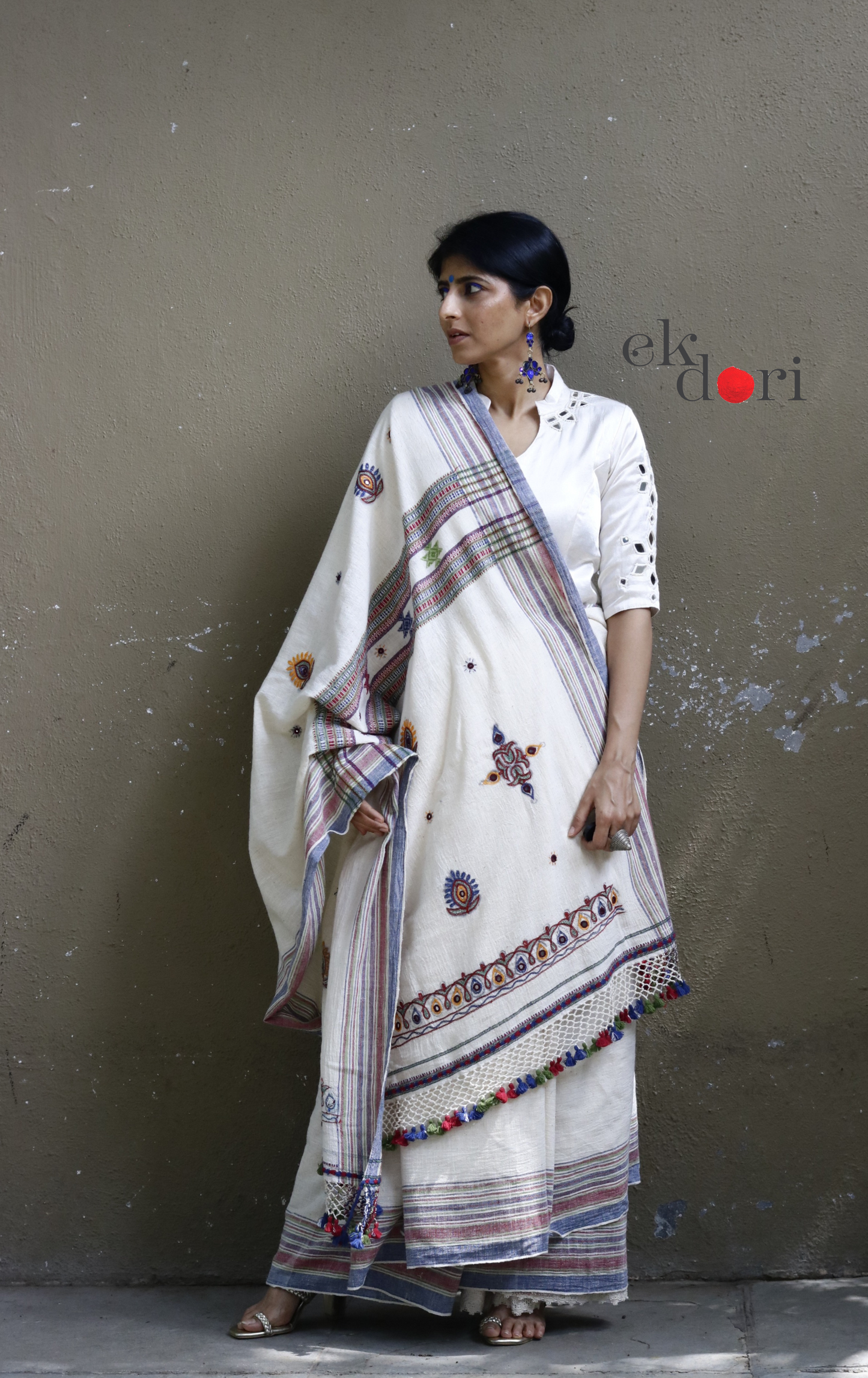 Bhujodi Saree 'Salt Desert' White Handloom Hand Embroidered Mirror Work Bhujodi Saree : Pure Kala Cotton Unique Bhujodi Handloom Saree