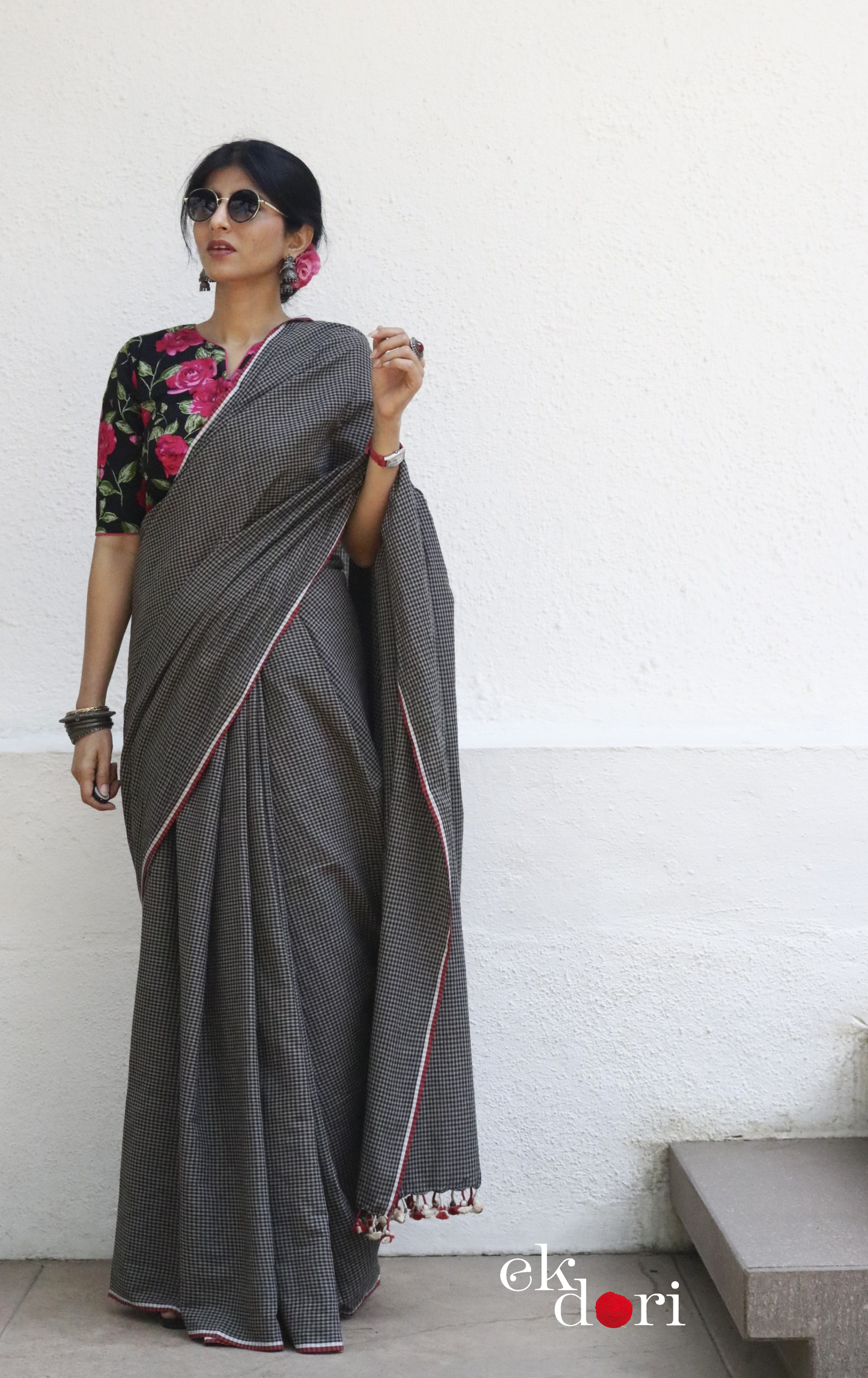 Soft Cotton Grey Checks Handloom Saree 'Summer Showers' : Summer Cotton Handloom Saree