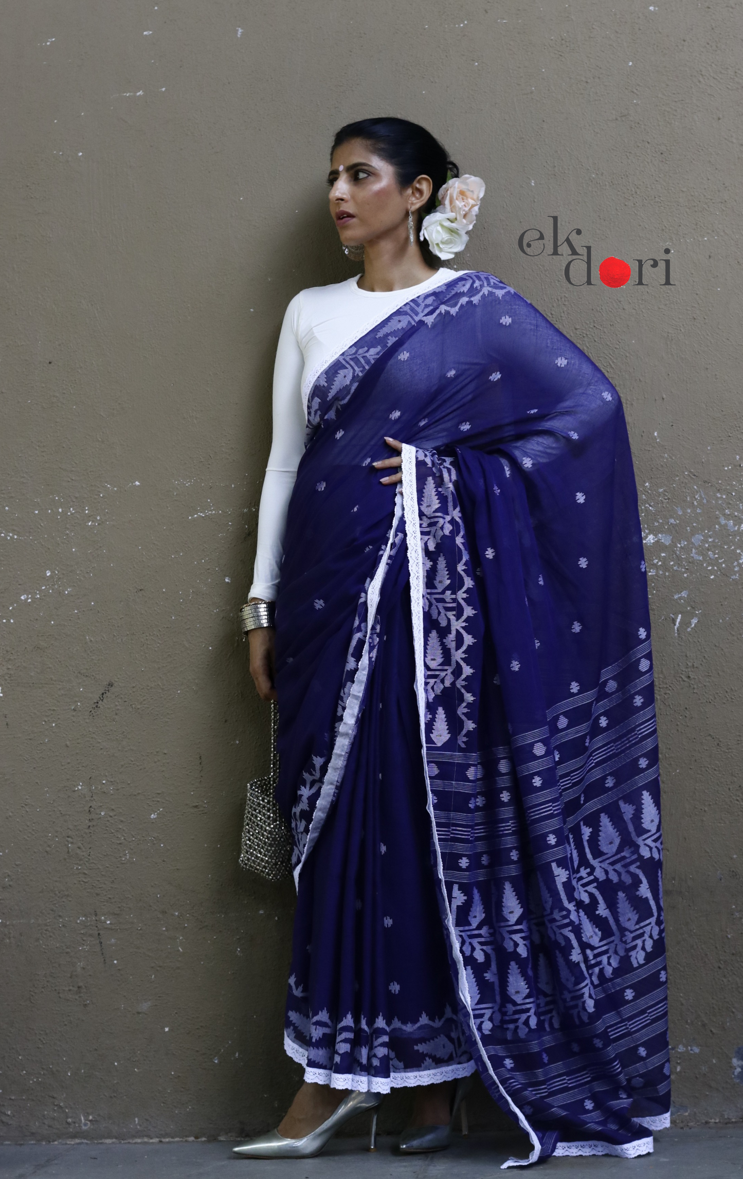 Buy Blue Soft Cotton Needle Jamdani Saree : Needle Jamdani Handmade Handloom Saree 'Siyahi'