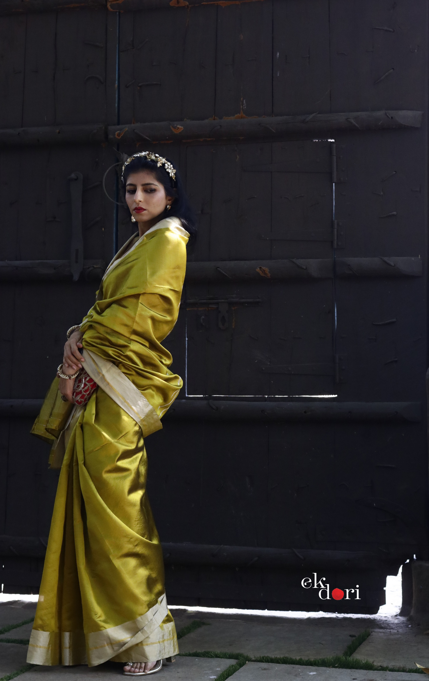 Sunehri Chanderi Silk Saree : Buy Chanderi Saree Online : Buy Handloom Chanderi Silk Saree Online