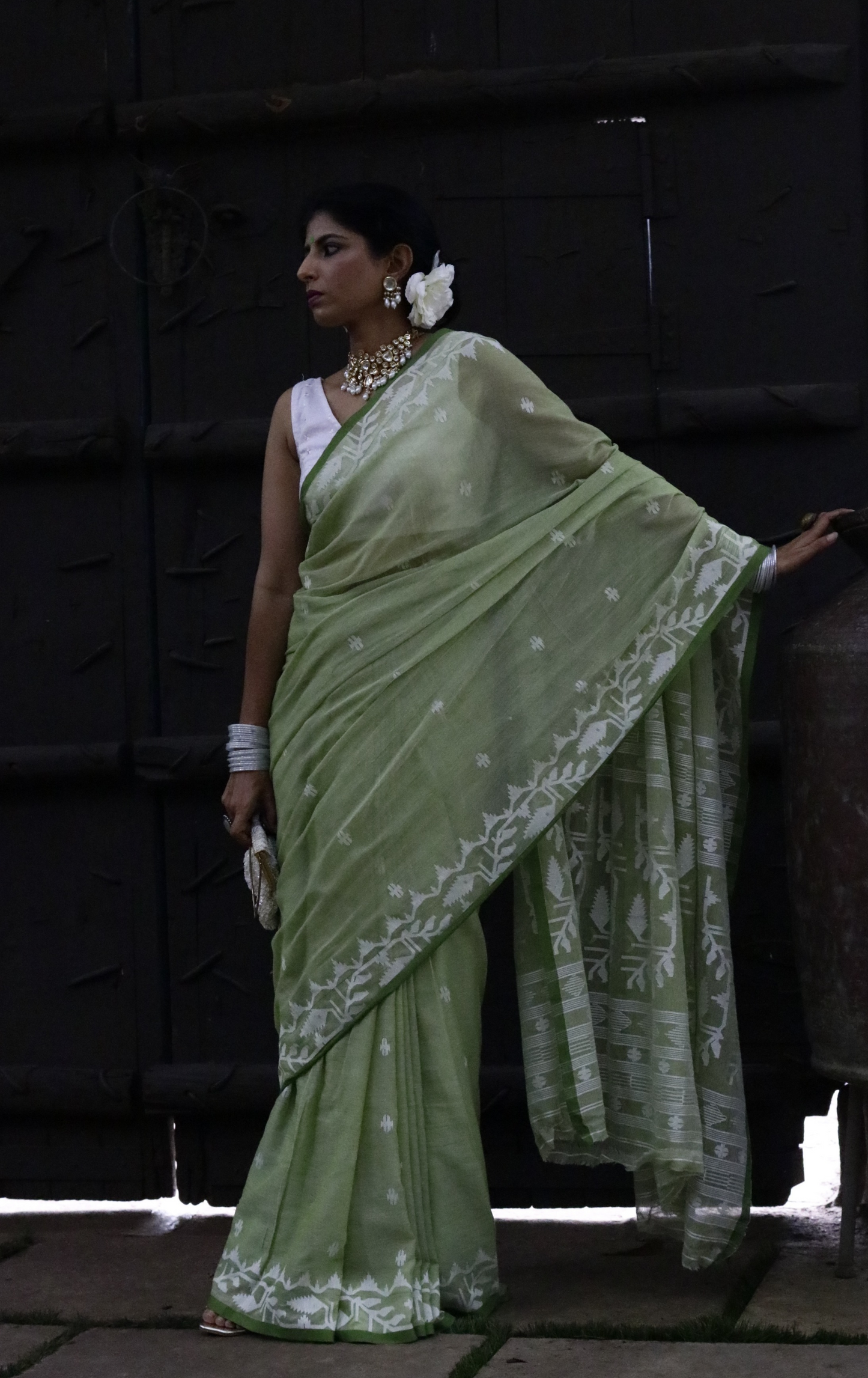 Buy Green Muslin Cotton Jamdani Saree : Green Pista & Pearls Needle Jamdani Handmade Saree