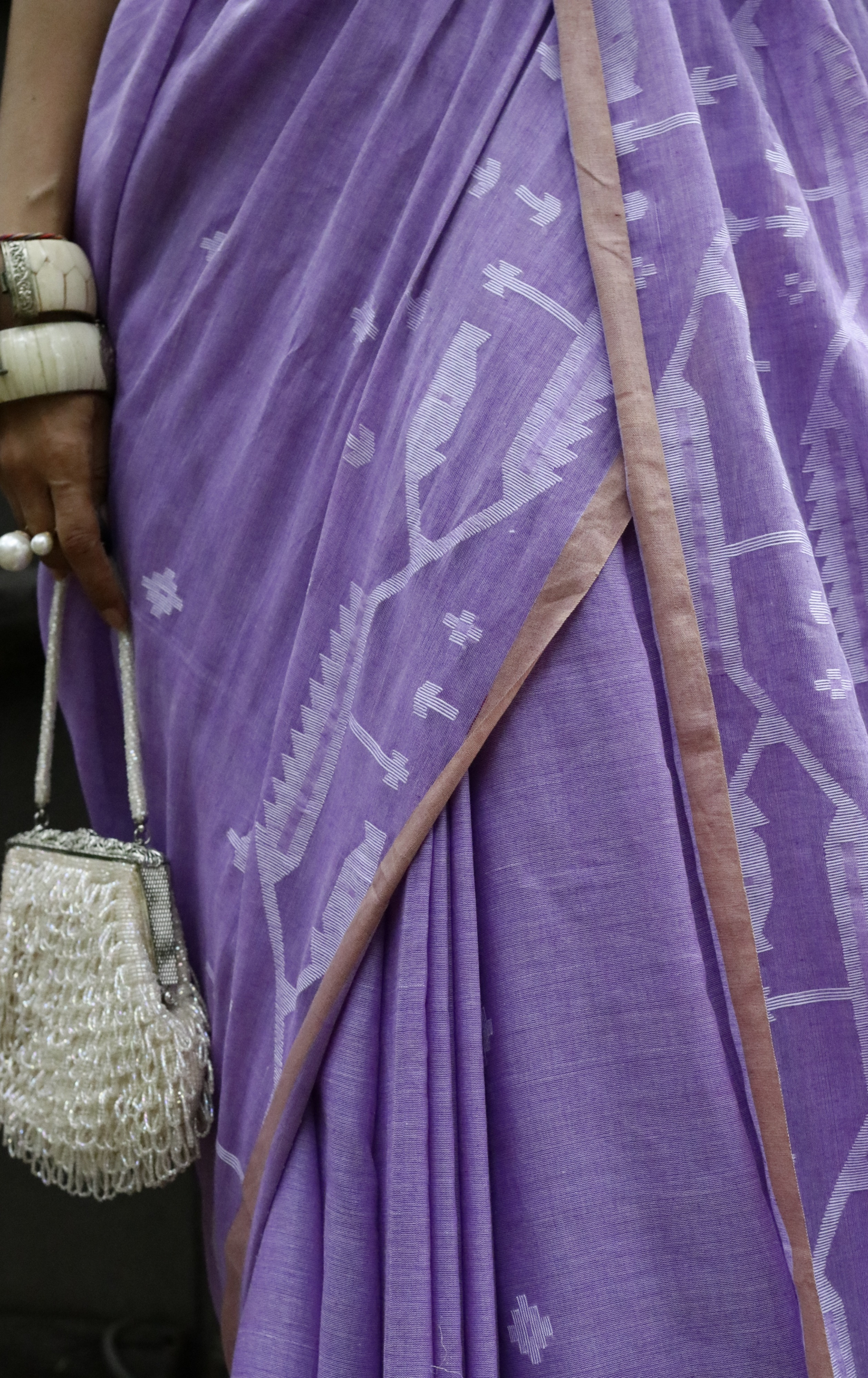 Buy Mauve Cotton Jamdani Saree : Purple 'Mauve Magic' Needle Jamdani Handmade Saree