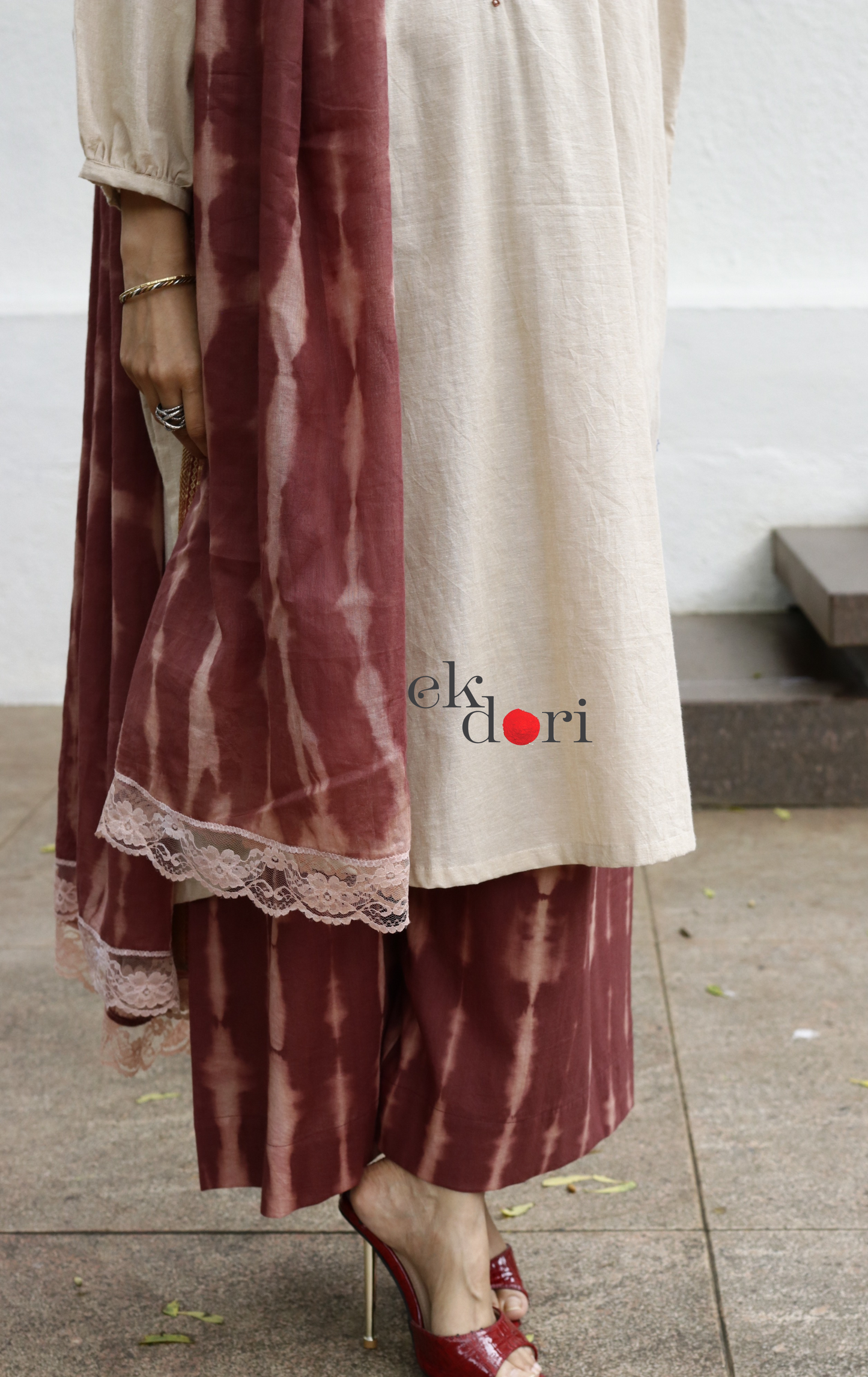 Cotton Hand Embroidered Kurta Co-Ord Set 'Sheesha' : Buy Palazzo Pant Kurta Tie Dye Cotton Co-ord Set 