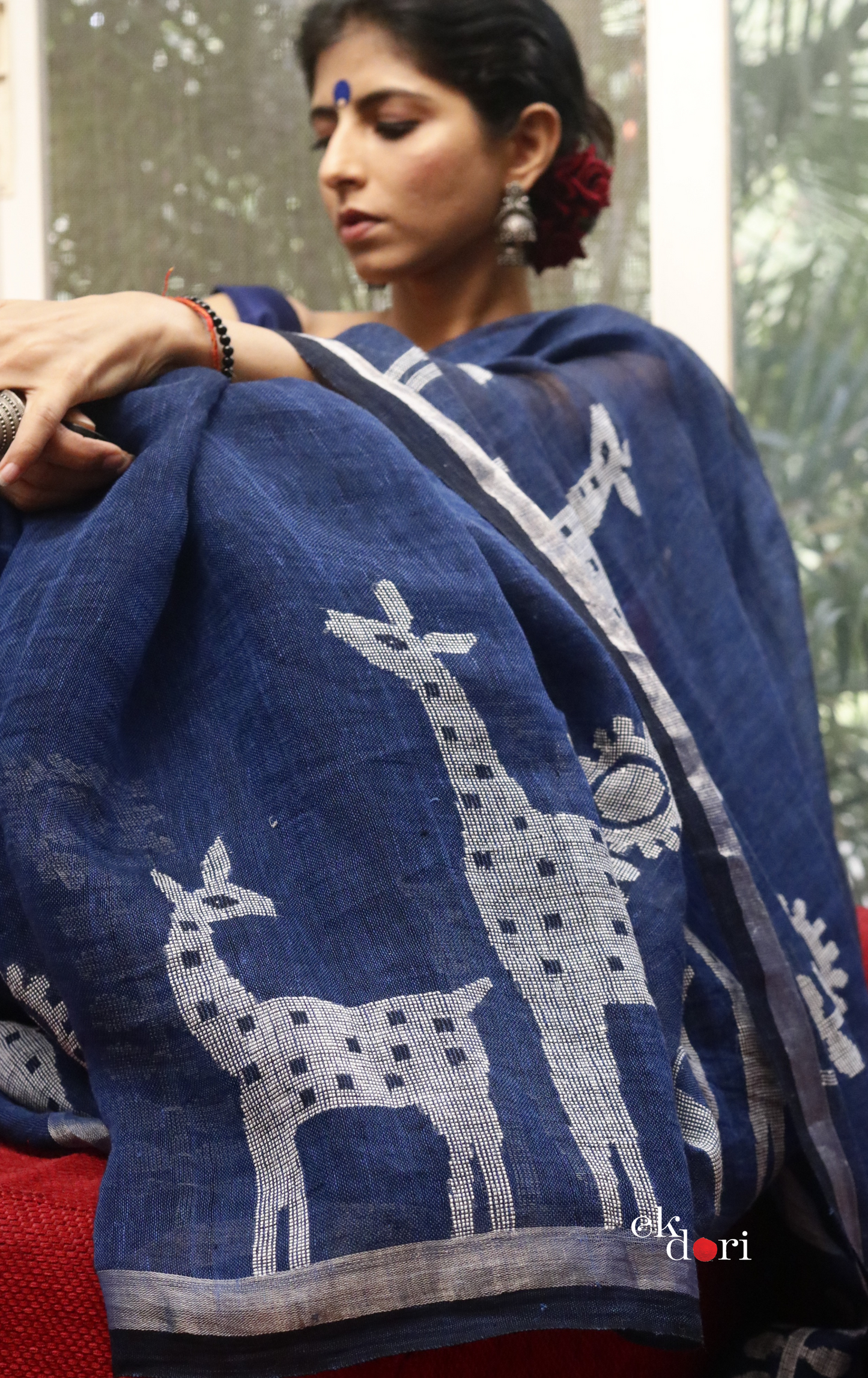 Buy 'Mother Deer' Navy Blue Linen Cotton Jamdani Saree : Navy Blue Needle Jamdani Handmade Saree