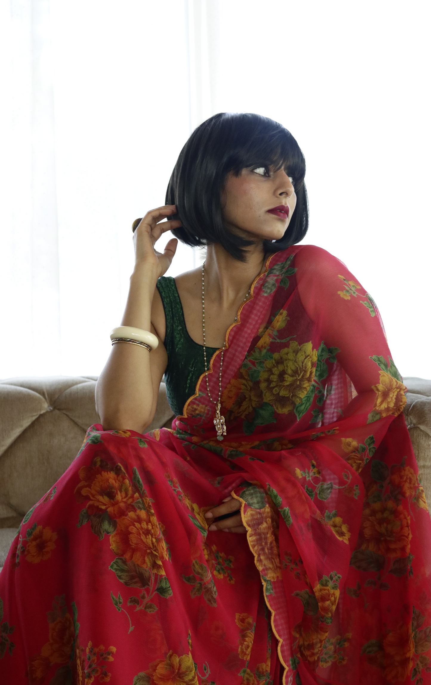 Buy Floral Chiffon Saree Online : 'Malti' Pink Floral Semi Chiffon Saree With Scalloped Edges