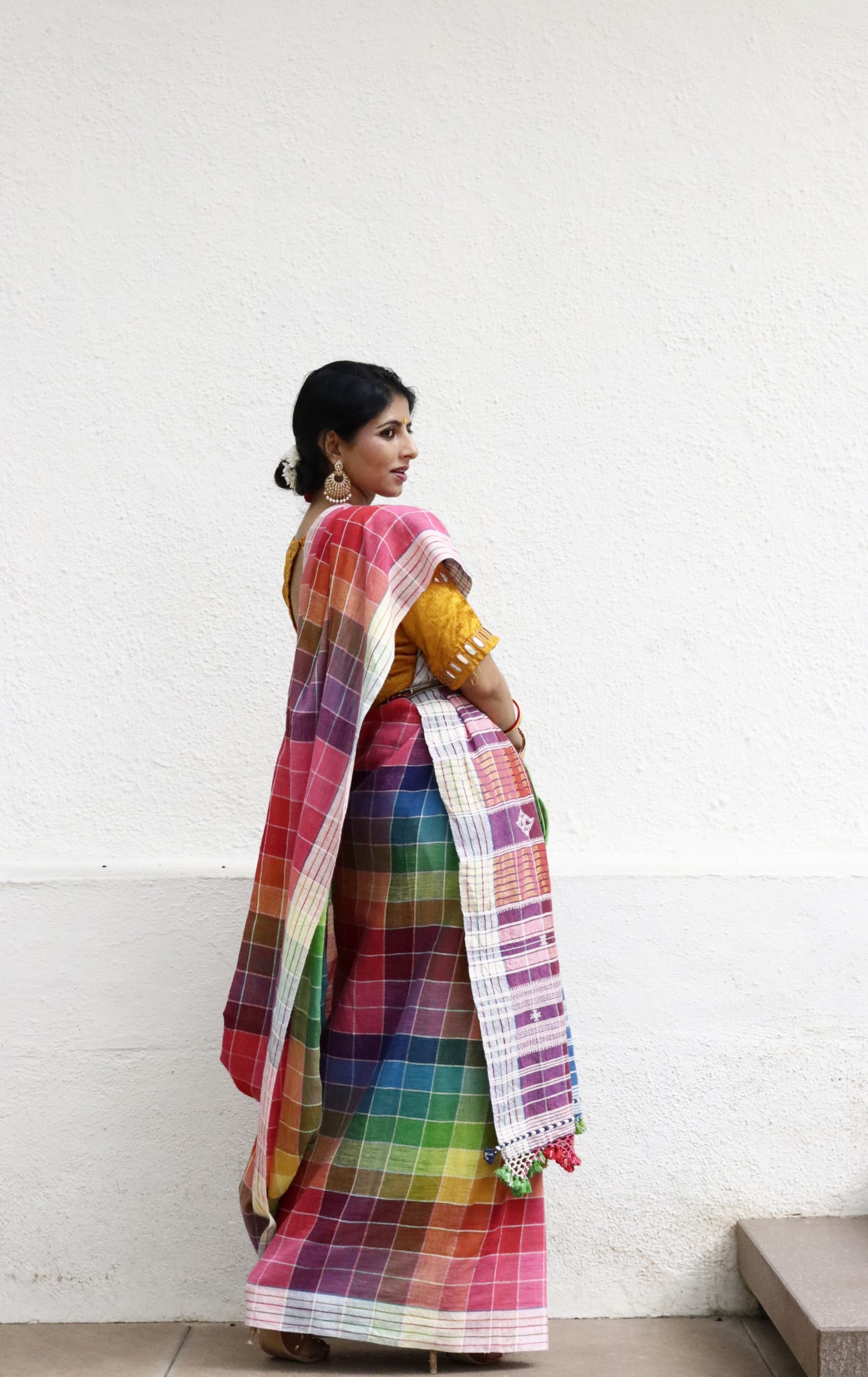 The Pink ' Check Mate' Rainbow Bhujodi Saree : Pure Kala Cotton Bhujodi Handloom Saree