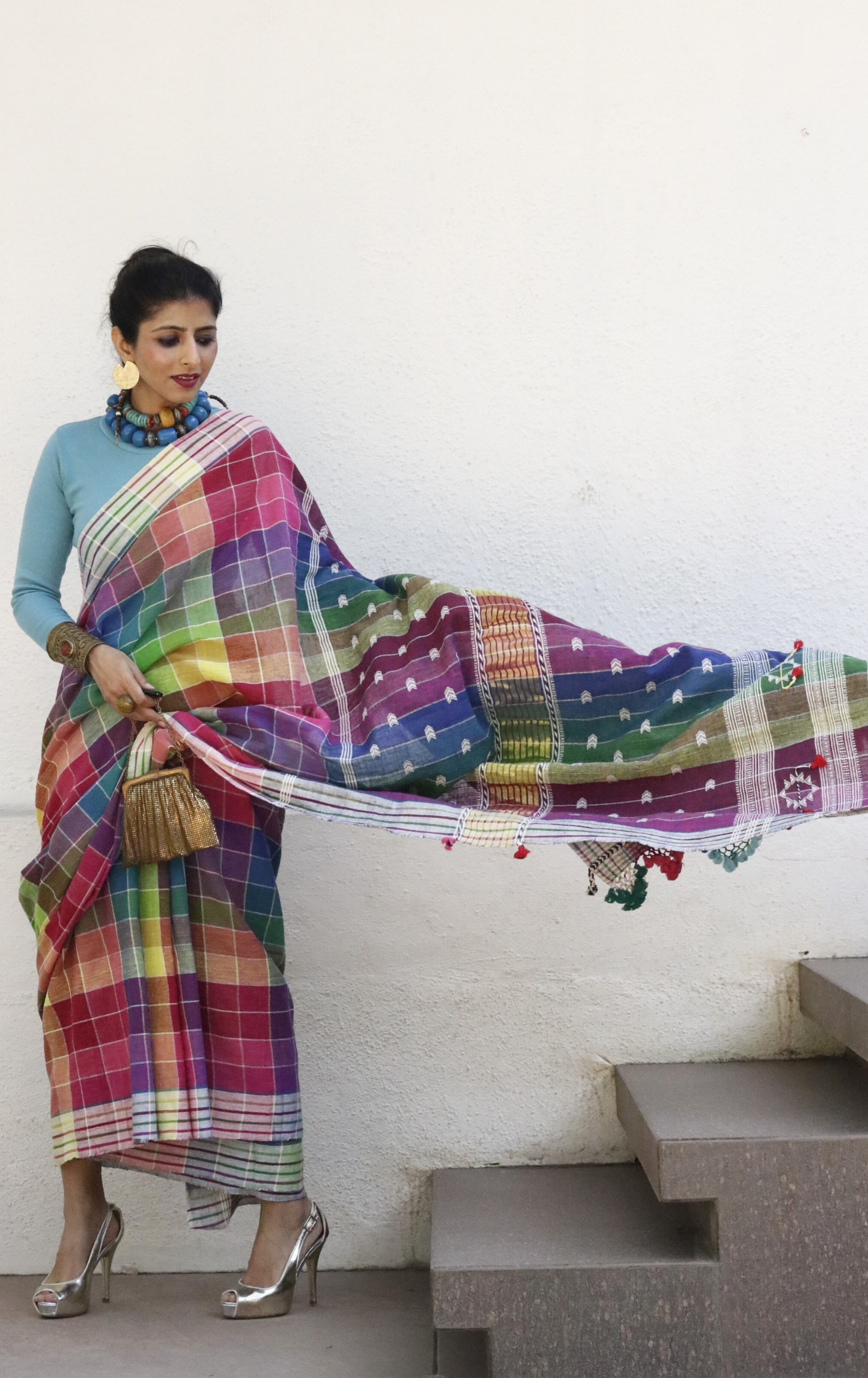 The Pink ' Check Mate' Rainbow Bhujodi Saree : Pure Kala Cotton Bhujodi Handloom Saree