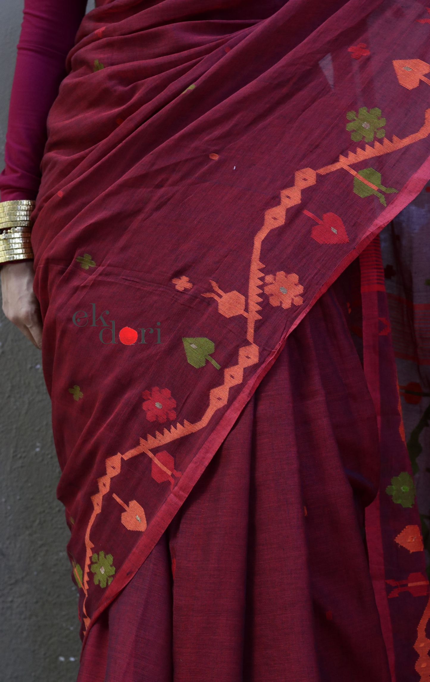 Buy Red Soft Cotton Needle Jamdani Saree : Needle Jamdani Handmade Handloom Saree 'Sindoori'