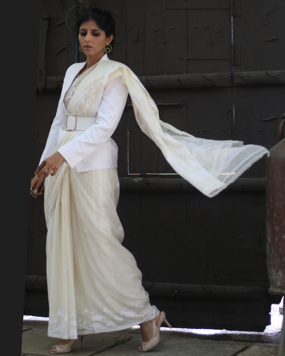 Buy Muslin White Jamdani Saree : Moonlight White Jamdani Saree