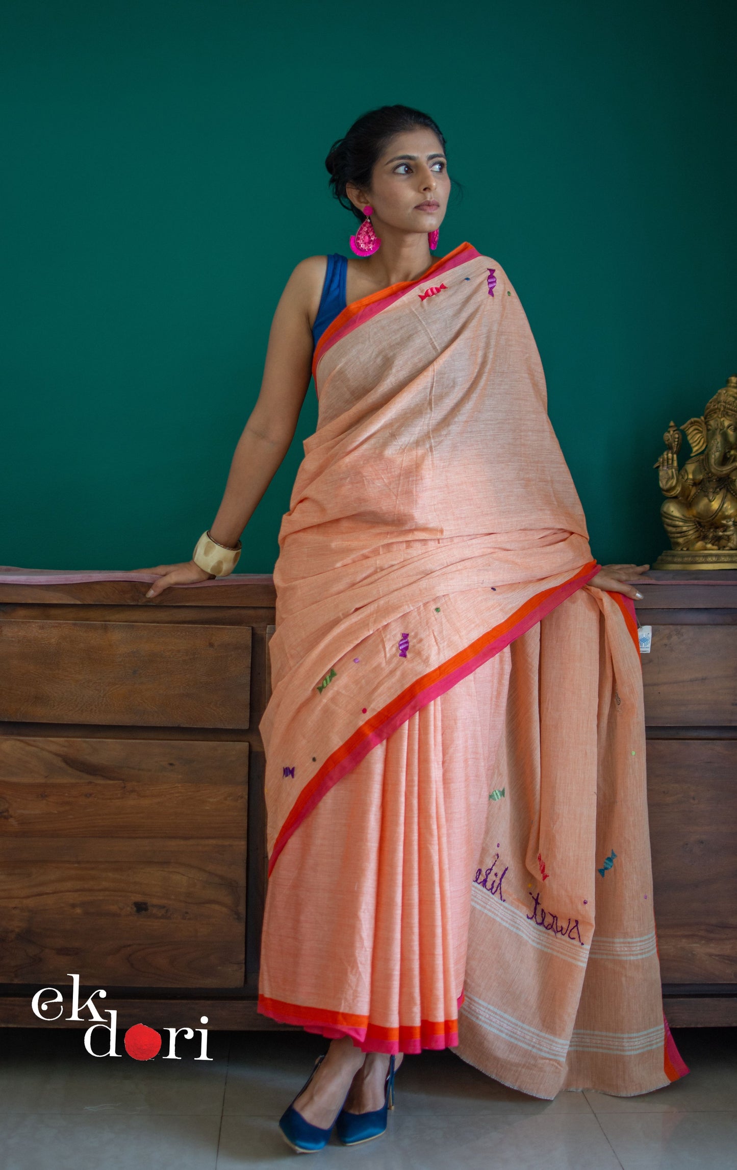 'Candy Crush' Handloom Mul Cotton Saree : Buy Handloom Cotton Statement Embroidered Saree