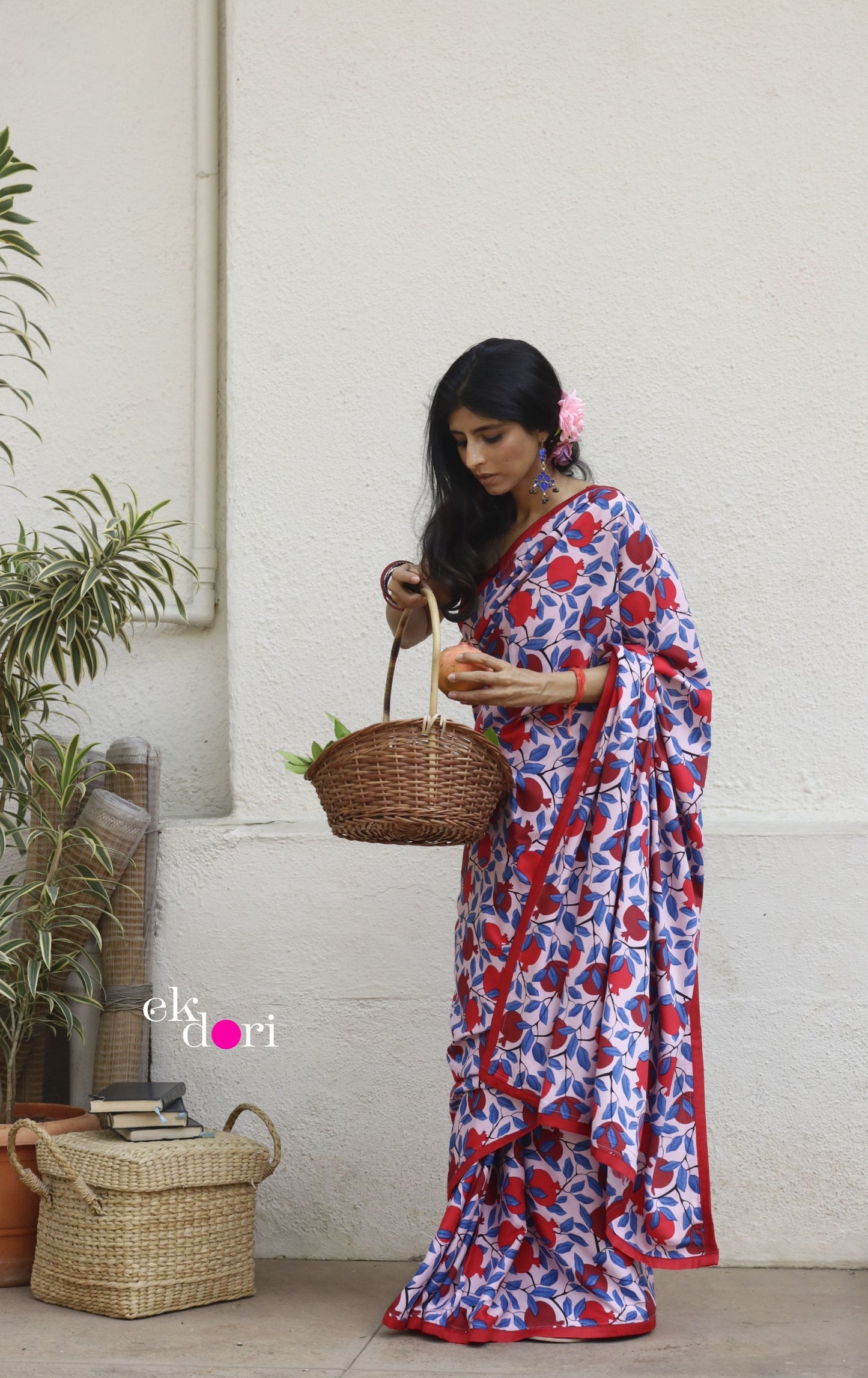 Anaar Saree In Pink: Fun Under The Sun Saree Collection : Fun Printed Sarees For Summer