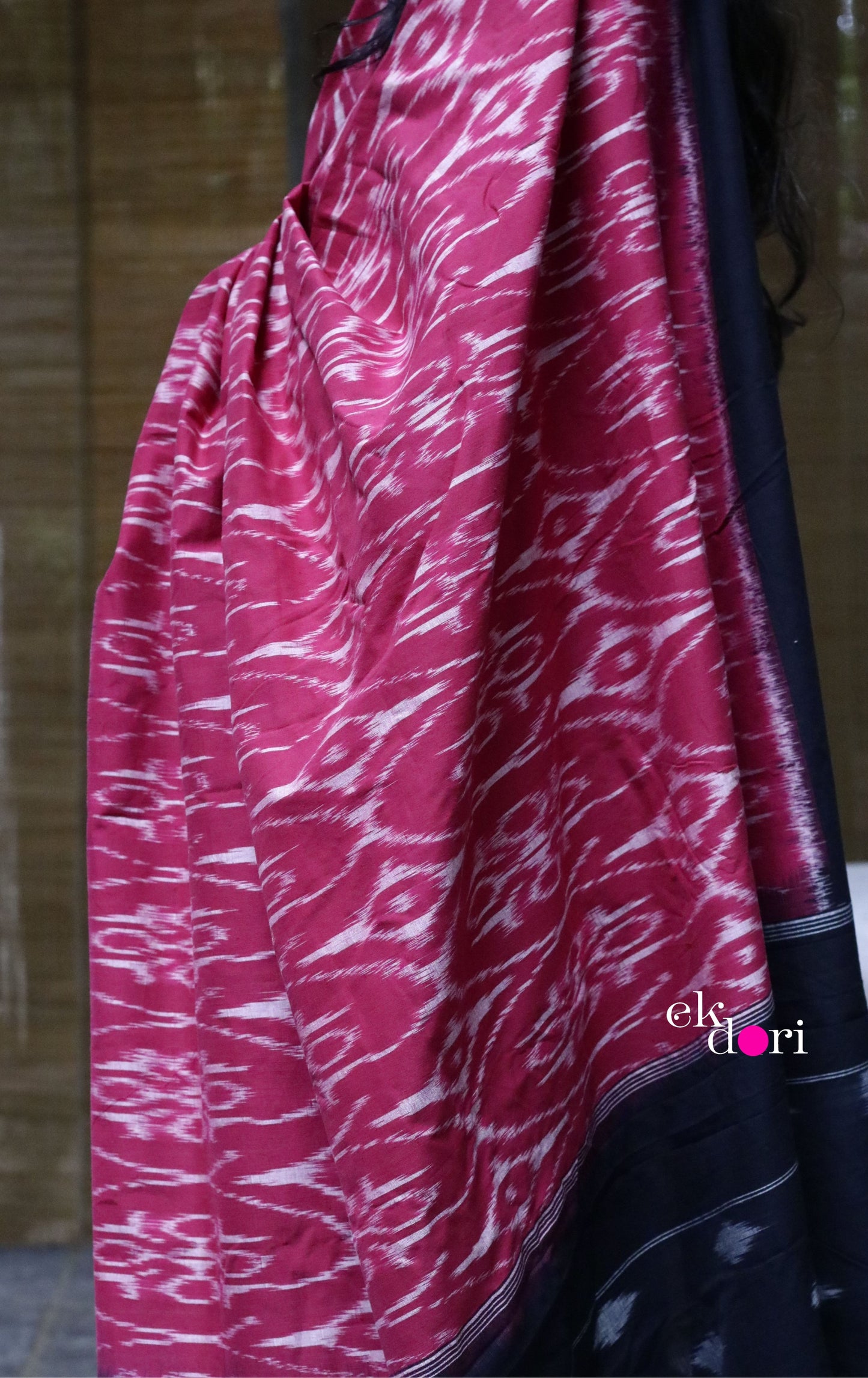 'Saloni' Handloom Pochampally Ikat Saree : Workwear Saree Handloom Pochampally Ikat Saree