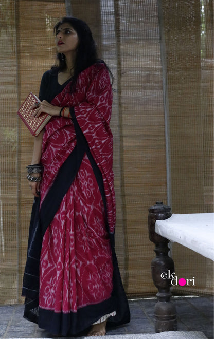 'Saloni' Handloom Pochampally Ikat Saree : Workwear Saree Handloom Pochampally Ikat Saree