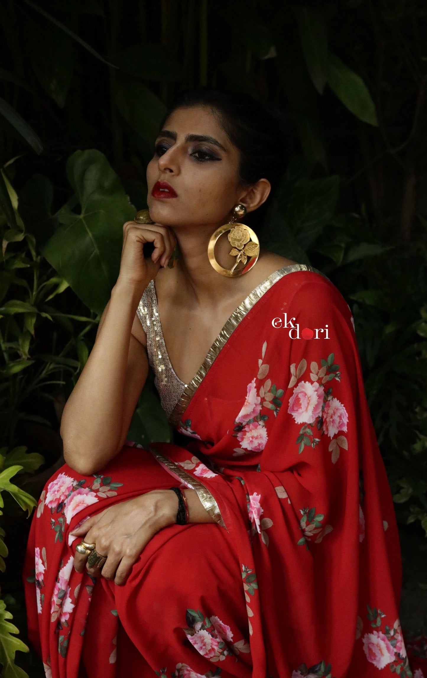 'The Queen' Red Floral Georgette Saree : Buy Festive Sarees Online