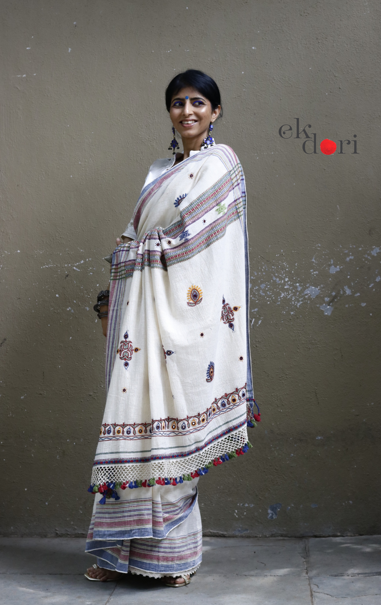 Bhujodi Saree 'Salt Desert' White Handloom Hand Embroidered Mirror Work Bhujodi Saree : Pure Kala Cotton Unique Bhujodi Handloom Saree