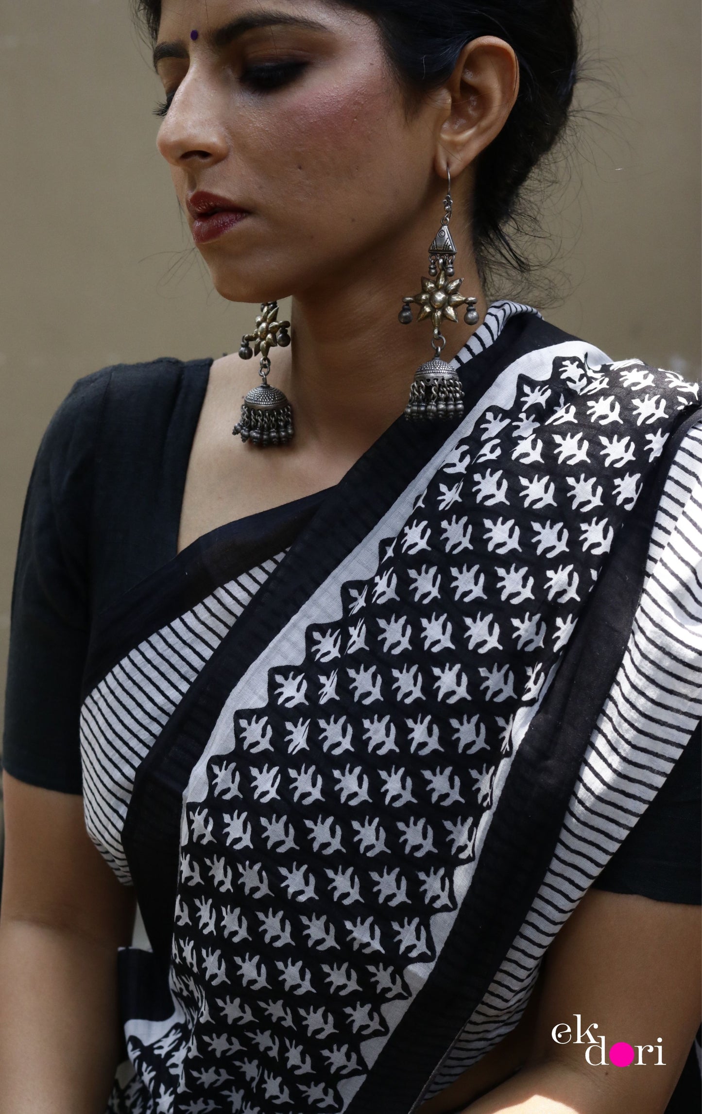 Buy Block Printed Cotton Work Saree Online : 'Boss Babe In Black' Block Print Cotton Saree