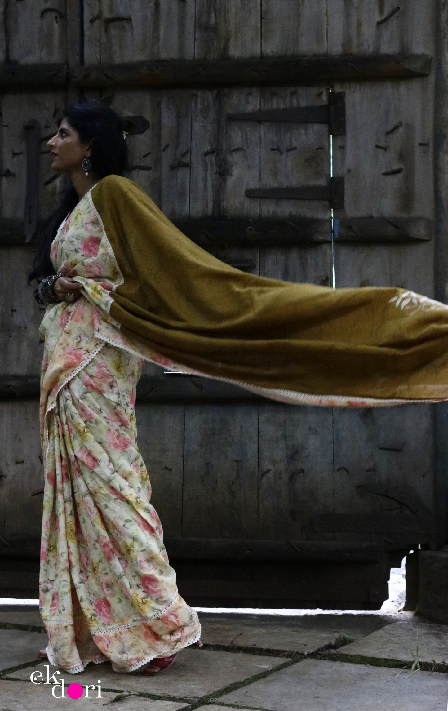 Buy Floral Linen Saree Online : 'Sunny Days' Printed Linen Saree