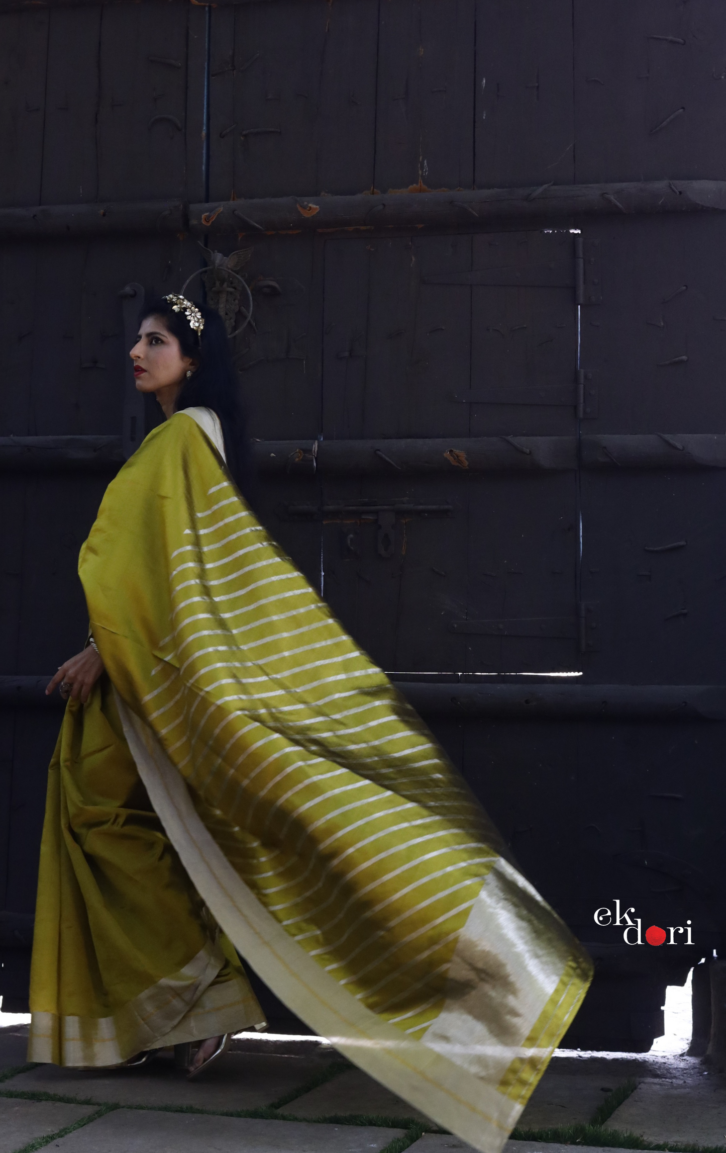 Sunehri Chanderi Silk Saree : Buy Chanderi Saree Online : Buy Handloom Chanderi Silk Saree Online