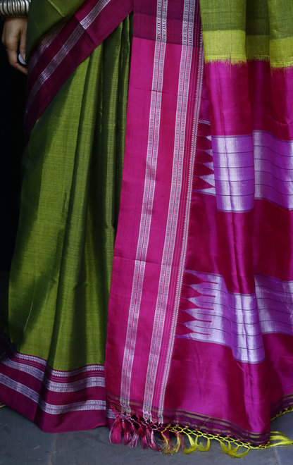 Buy Ilkal Rayon Silk Handloom Saree : Ilkal 'Humble Henna Saree'