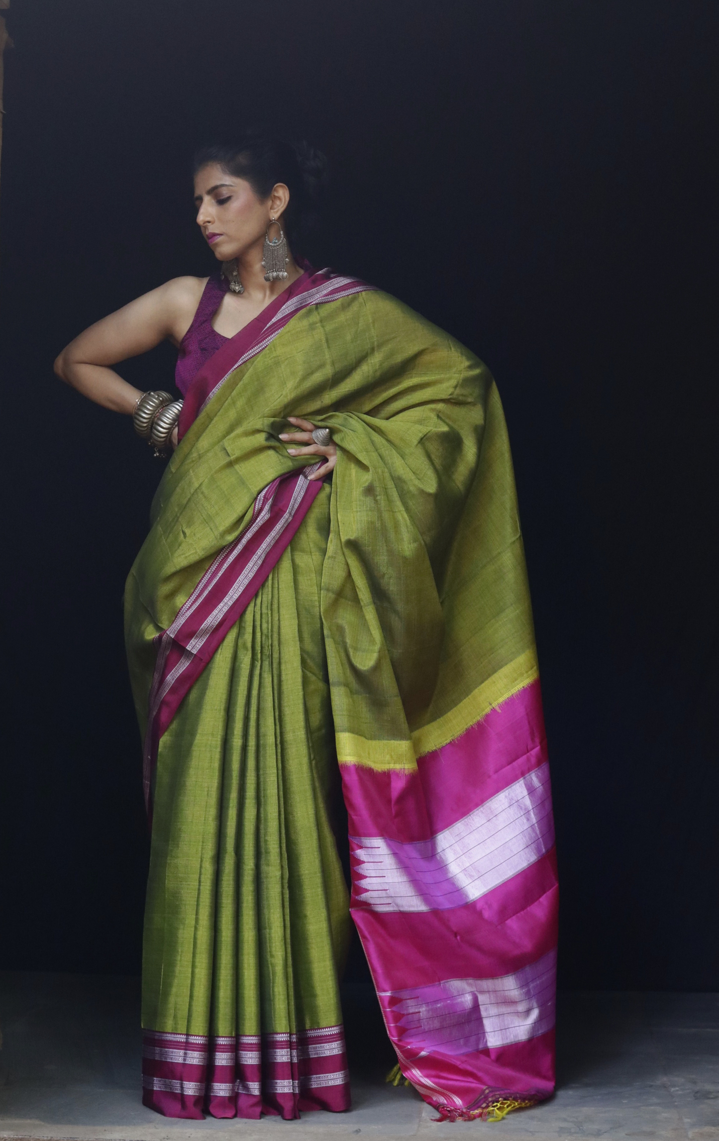 Buy Ilkal Rayon Silk Handloom Saree : Ilkal 'Humble Henna Saree'