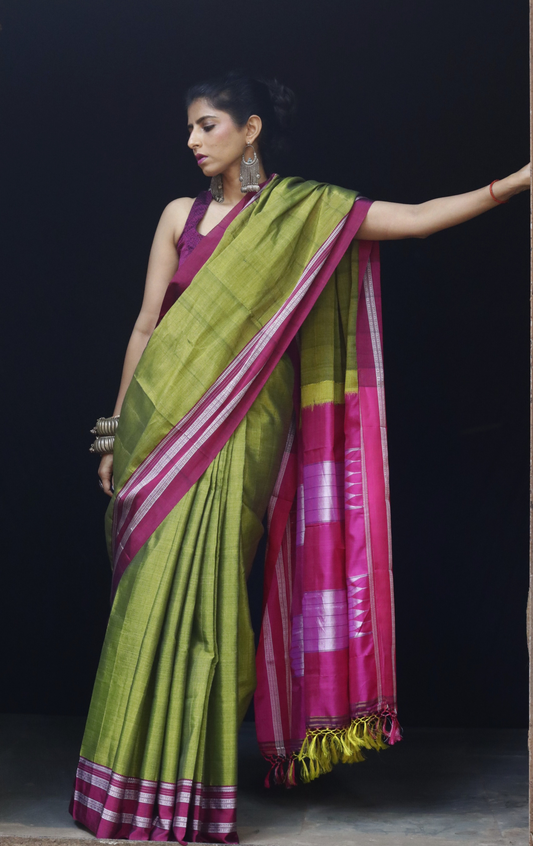 Buy Ilkal Rayon Silk Handloom Saree : Ilkal 'Humble Henna Saree'