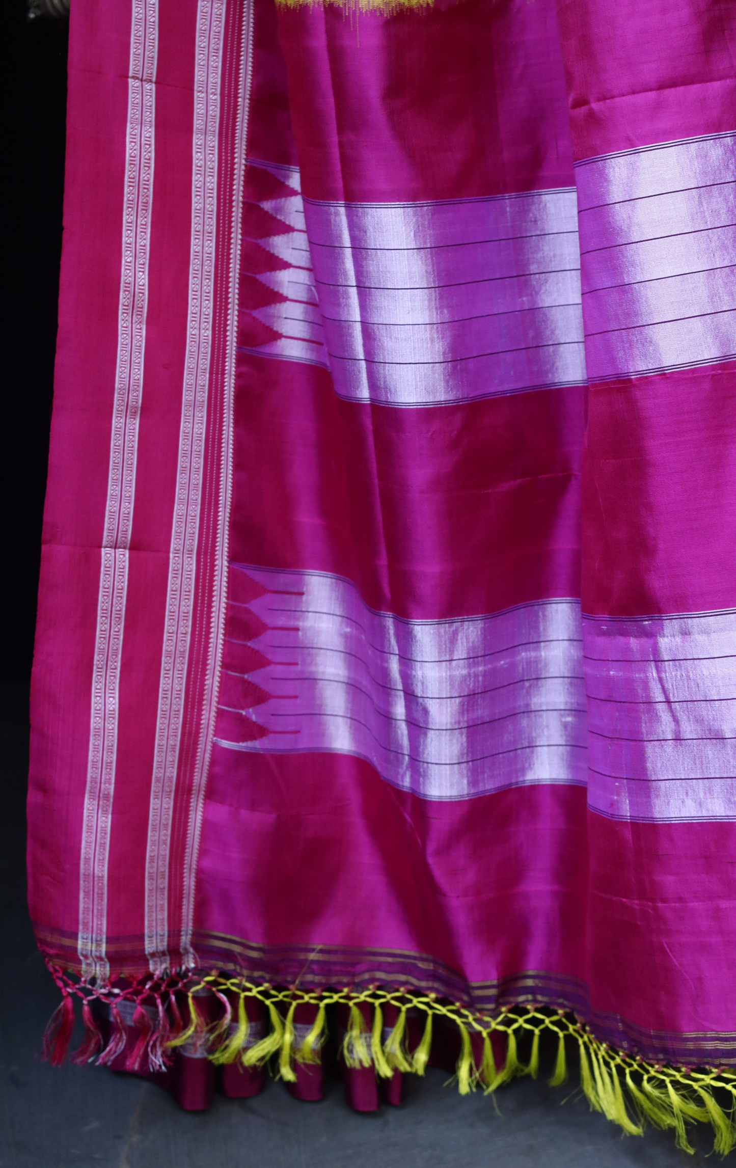 Buy Ilkal Rayon Silk Handloom Saree : Ilkal 'Humble Henna Saree'