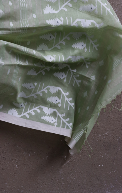 Buy Green Muslin Cotton Jamdani Saree : Green Pista & Pearls Needle Jamdani Handmade Saree