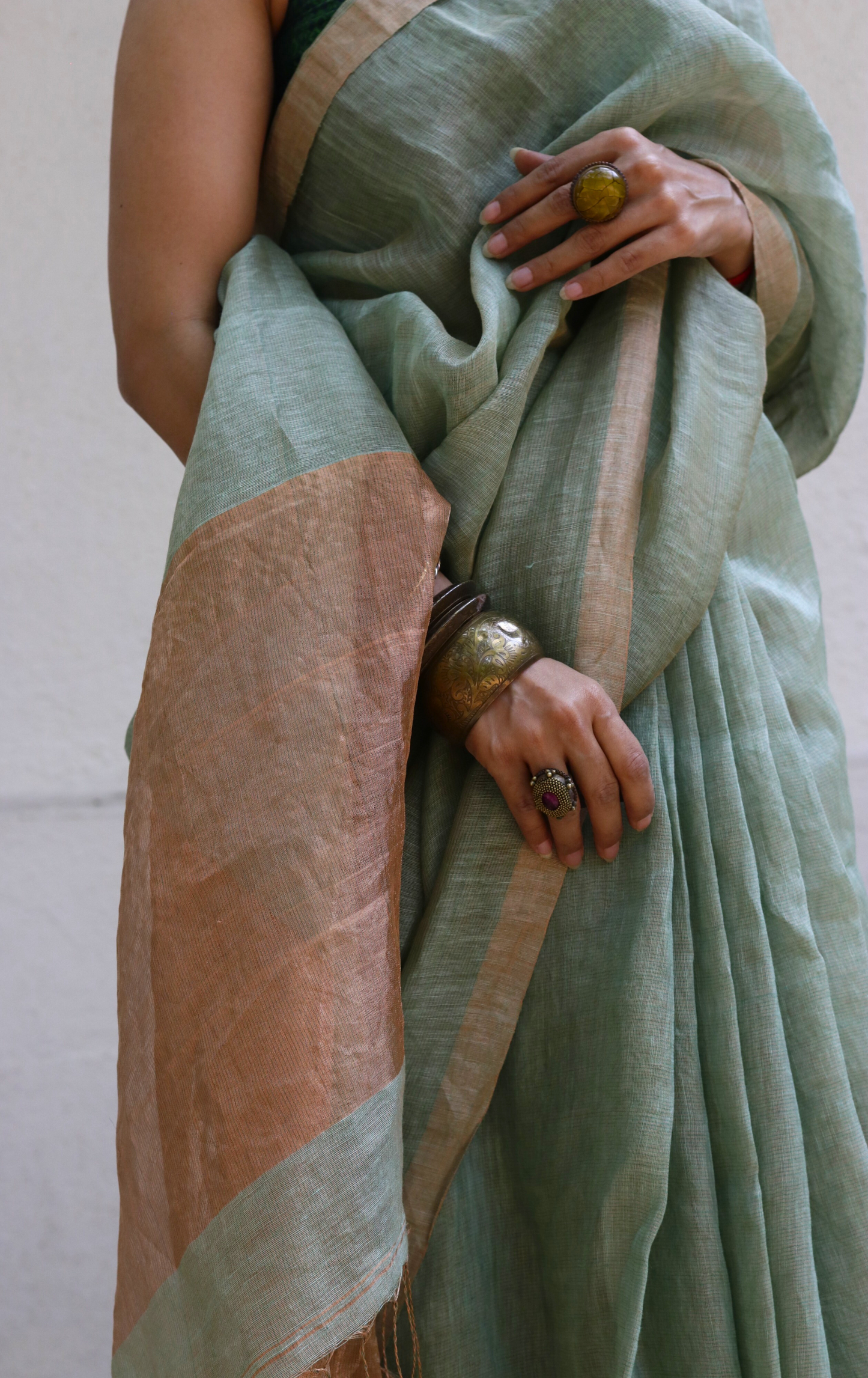 Buy Silk Linen 'New Leaf' Gold Metallic Sari : Light Green Gold Silk Linen Summer Saree