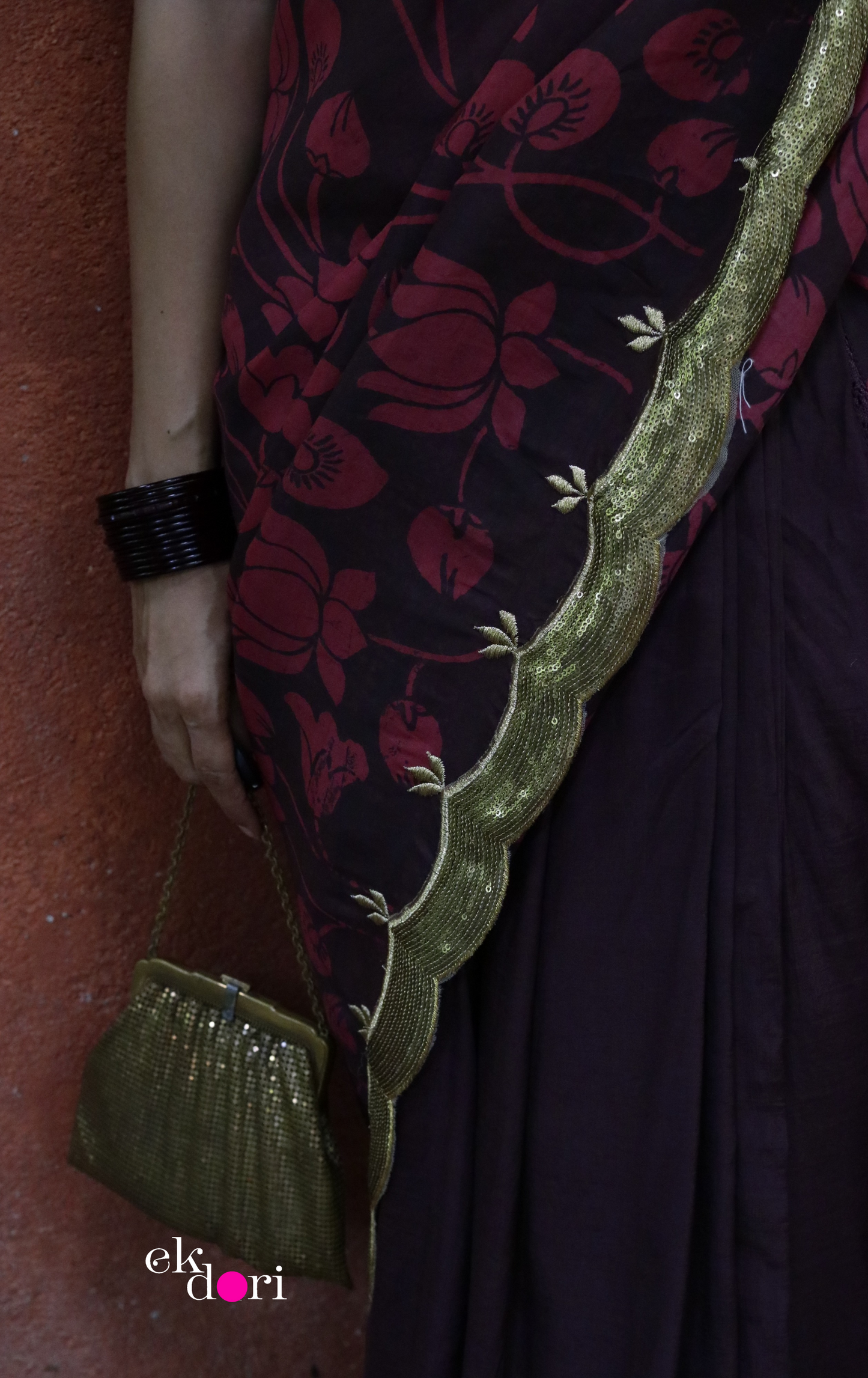 Red Lotus Pen Kalamkari Silk Saree : Festive Pure Silk Pen Kalamkari Saree