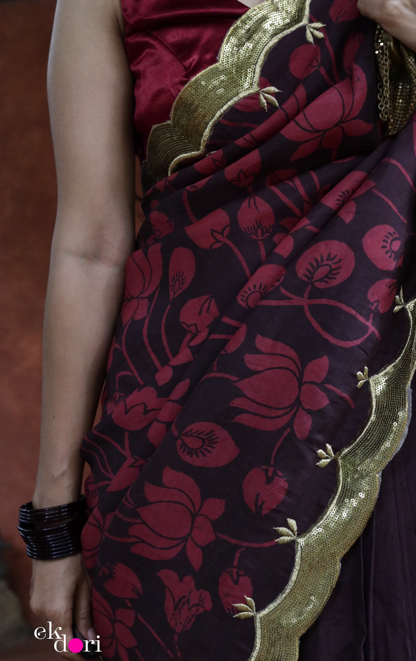 Red Lotus Pen Kalamkari Silk Saree : Festive Pure Silk Pen Kalamkari Saree