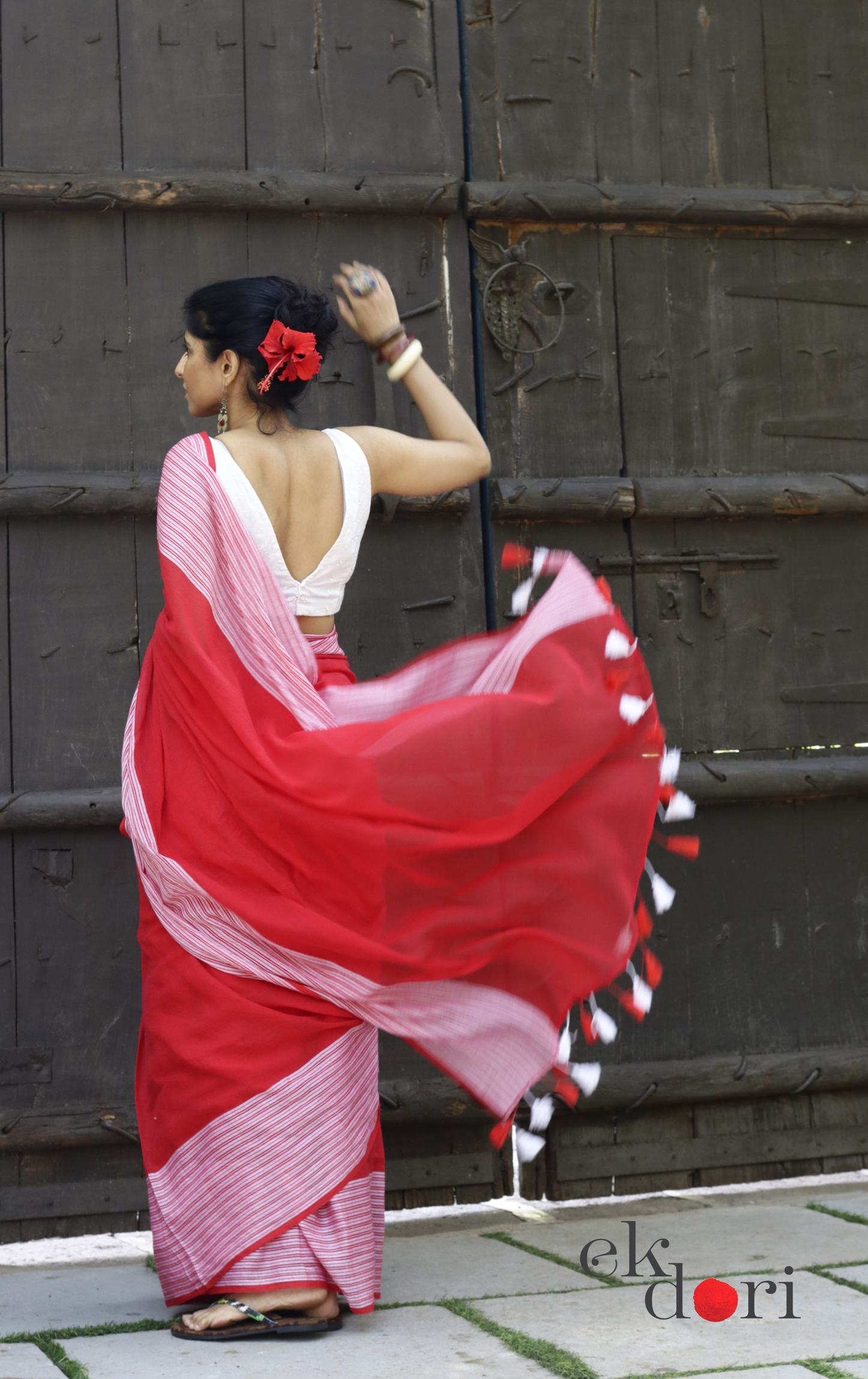 Mul Cotton Red Summer Saree 'Sindoori' : Buy Cotton Mul Sarees