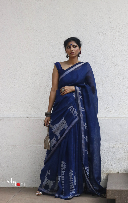 Buy 'Mother Deer' Navy Blue Linen Cotton Jamdani Saree : Navy Blue Needle Jamdani Handmade Saree