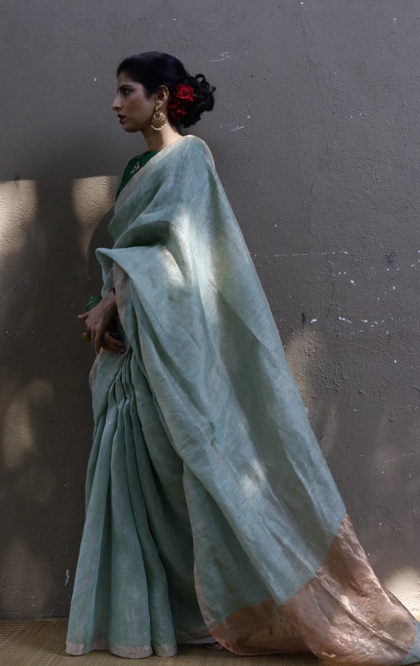 Buy Silk Linen 'New Leaf' Gold Metallic Sari : Light Green Gold Silk Linen Summer Saree