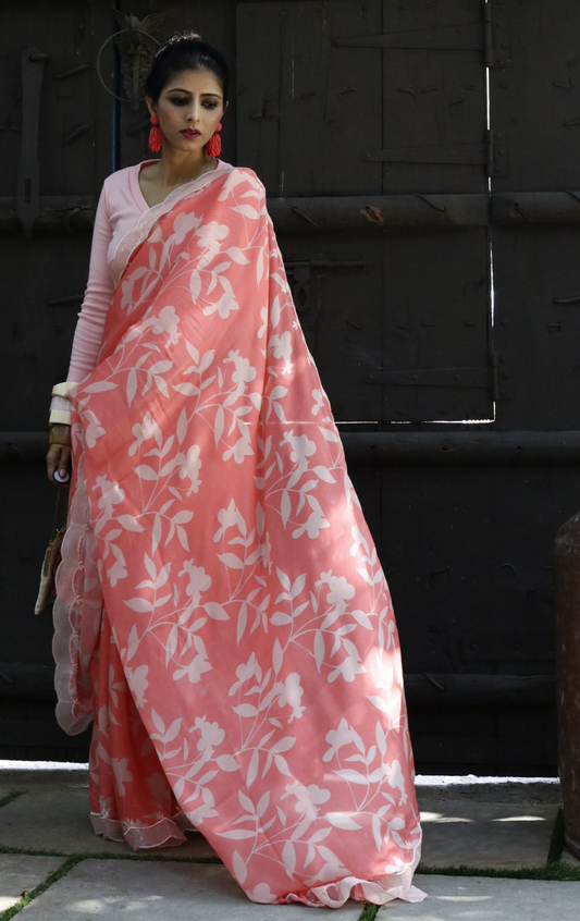 'Peach Or Pink' Printed Statement Scalloped Sequin Border Saree : Printed Light Cocktail Saree Collection