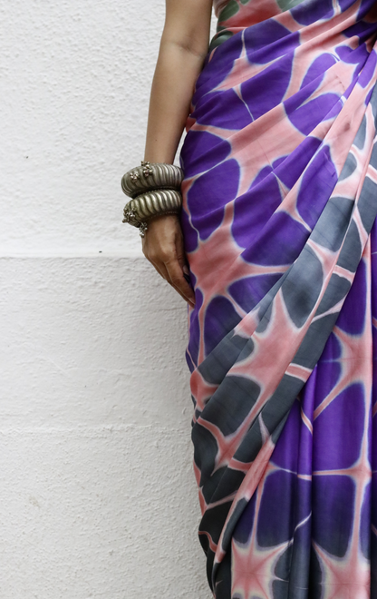 Buy Clamp Dye Designer Saree Online : 'Bubblegum' Pink Clamp Dye Saree