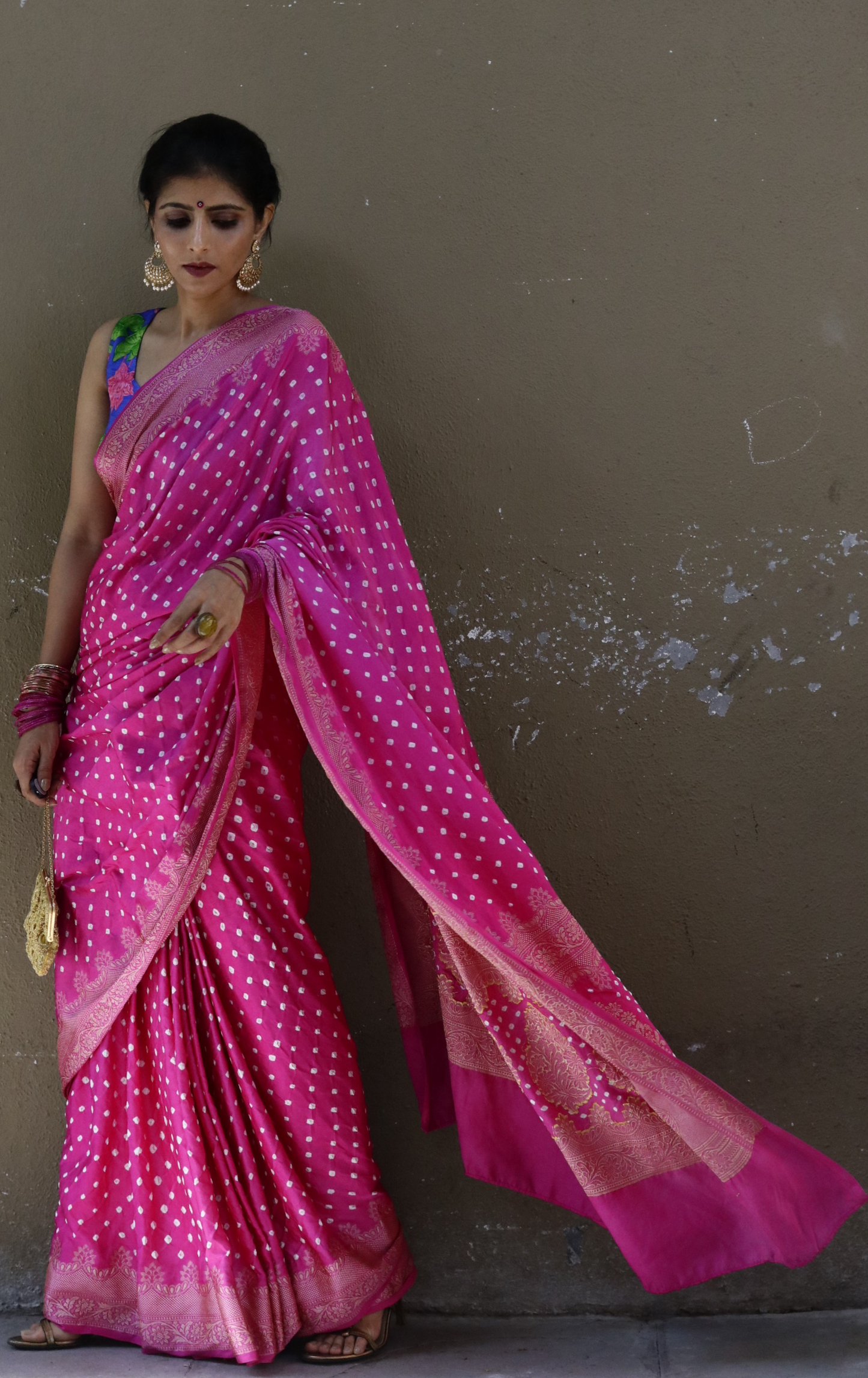 Buy Bandhani Designer Saree Online : Rani Pink Bandhani Hand Dyed Saree With Gold Border