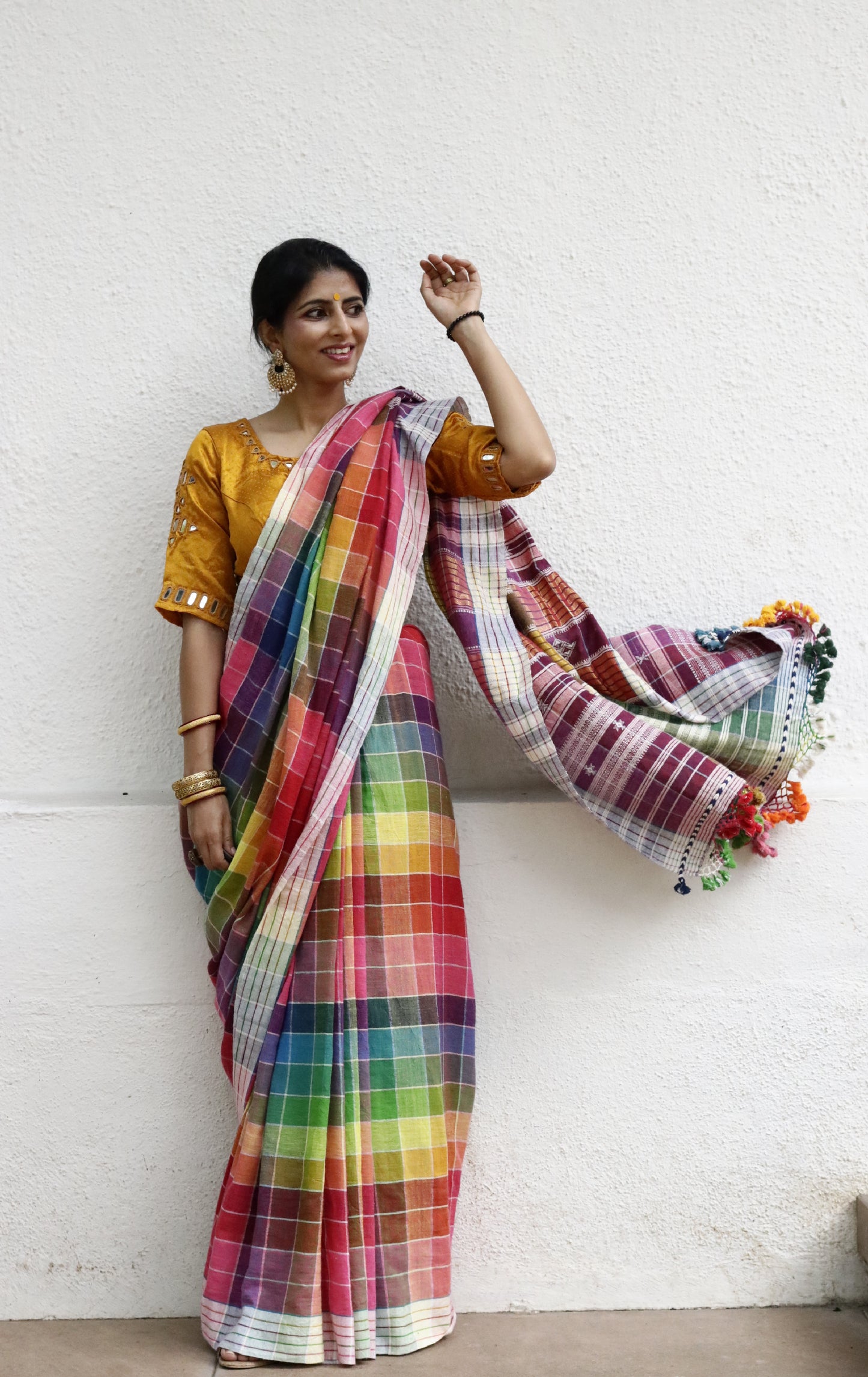 The Pink ' Check Mate' Rainbow Bhujodi Saree : Pure Kala Cotton Bhujodi Handloom Saree
