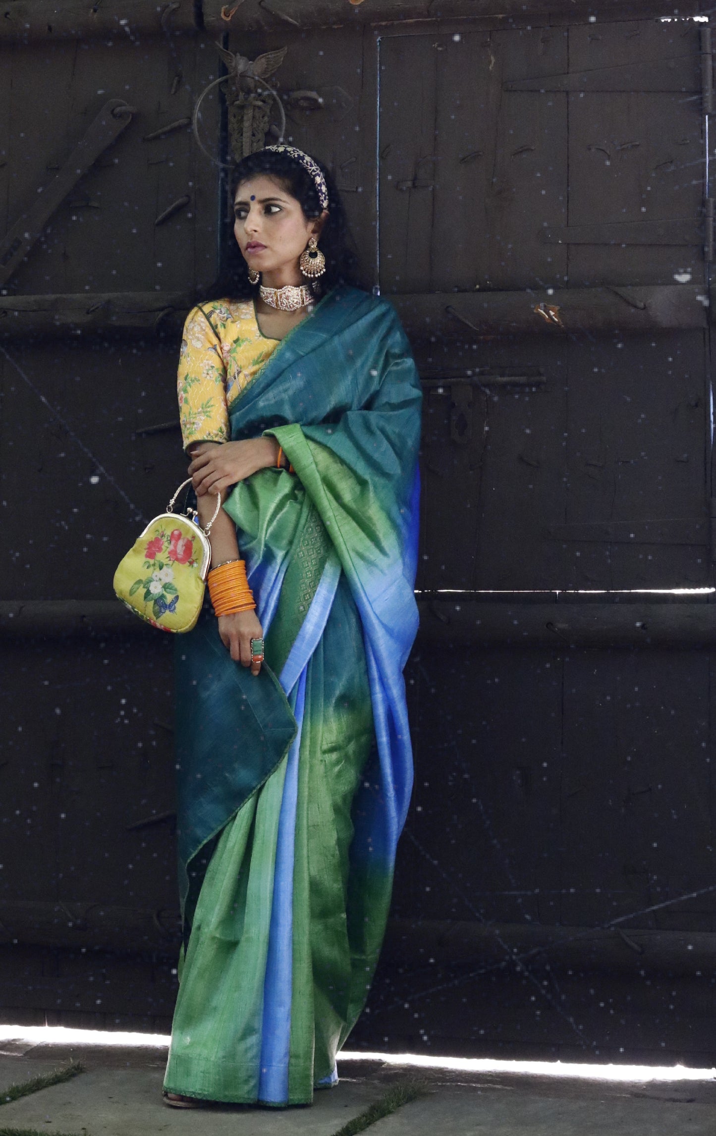 The Sea & Sky Raw Silk Shaded Saree : Ombre Blue Raw Silk Saree