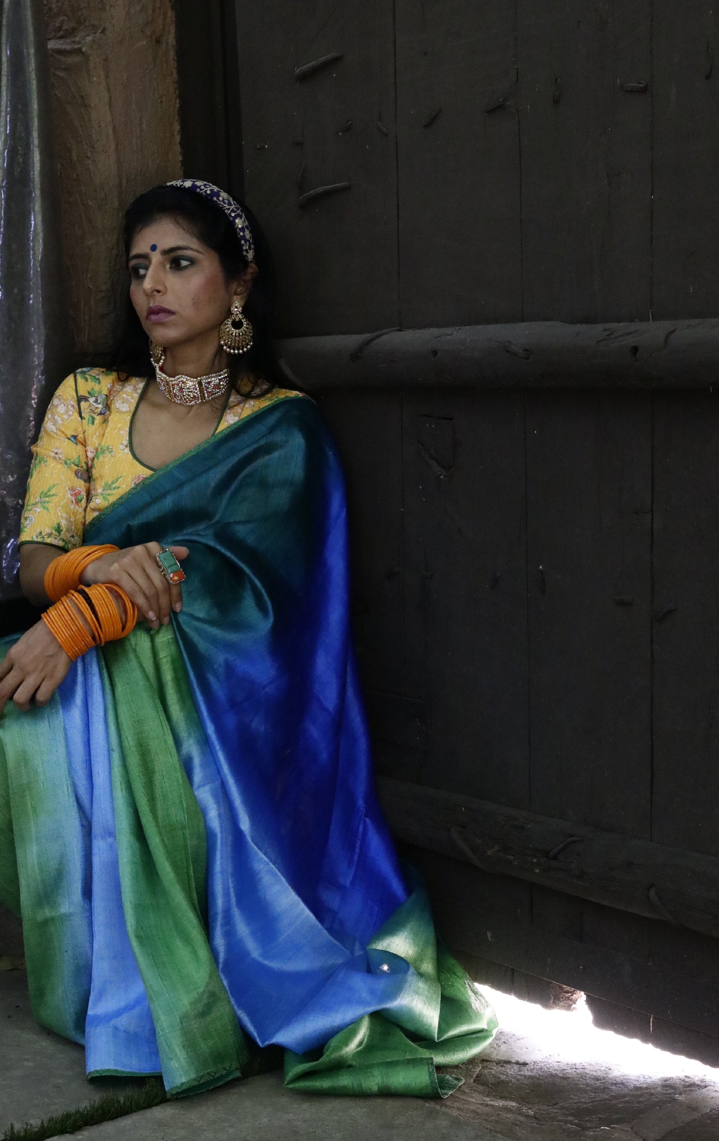 The Sea & Sky Raw Silk Shaded Saree : Ombre Blue Raw Silk Saree