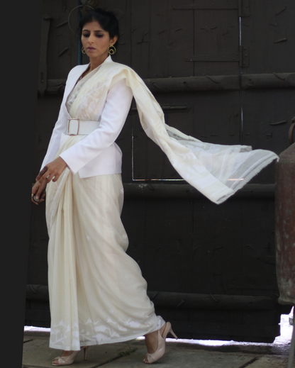 Buy Muslin White Jamdani Saree : Moonlight White Jamdani Saree