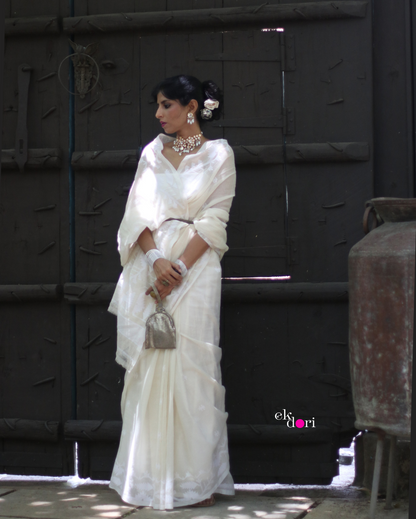 Buy Muslin White Jamdani Saree : Moonlight White Jamdani Saree