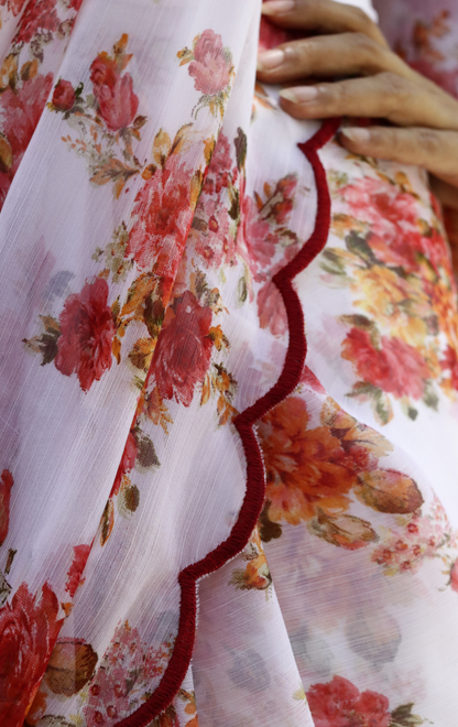 Buy Floral Chiffon Saree Online : 'Jasmine' Floral Semi Chiffon Saree With Scalloped Edges