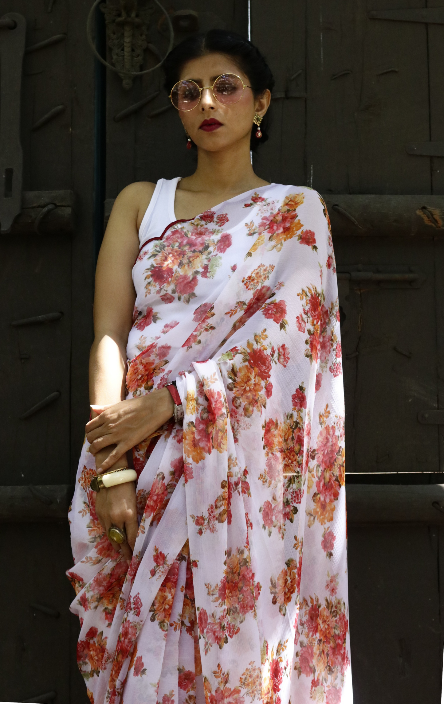 Buy Floral Chiffon Saree Online : 'Jasmine' Floral Semi Chiffon Saree With Scalloped Edges