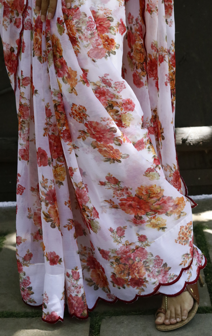 Buy Floral Chiffon Saree Online : 'Jasmine' Floral Semi Chiffon Saree With Scalloped Edges