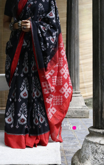 'Sandhya' Handloom Pochampally Ikat Saree : Workwear Saree Handloom Pochampally Ikat Saree