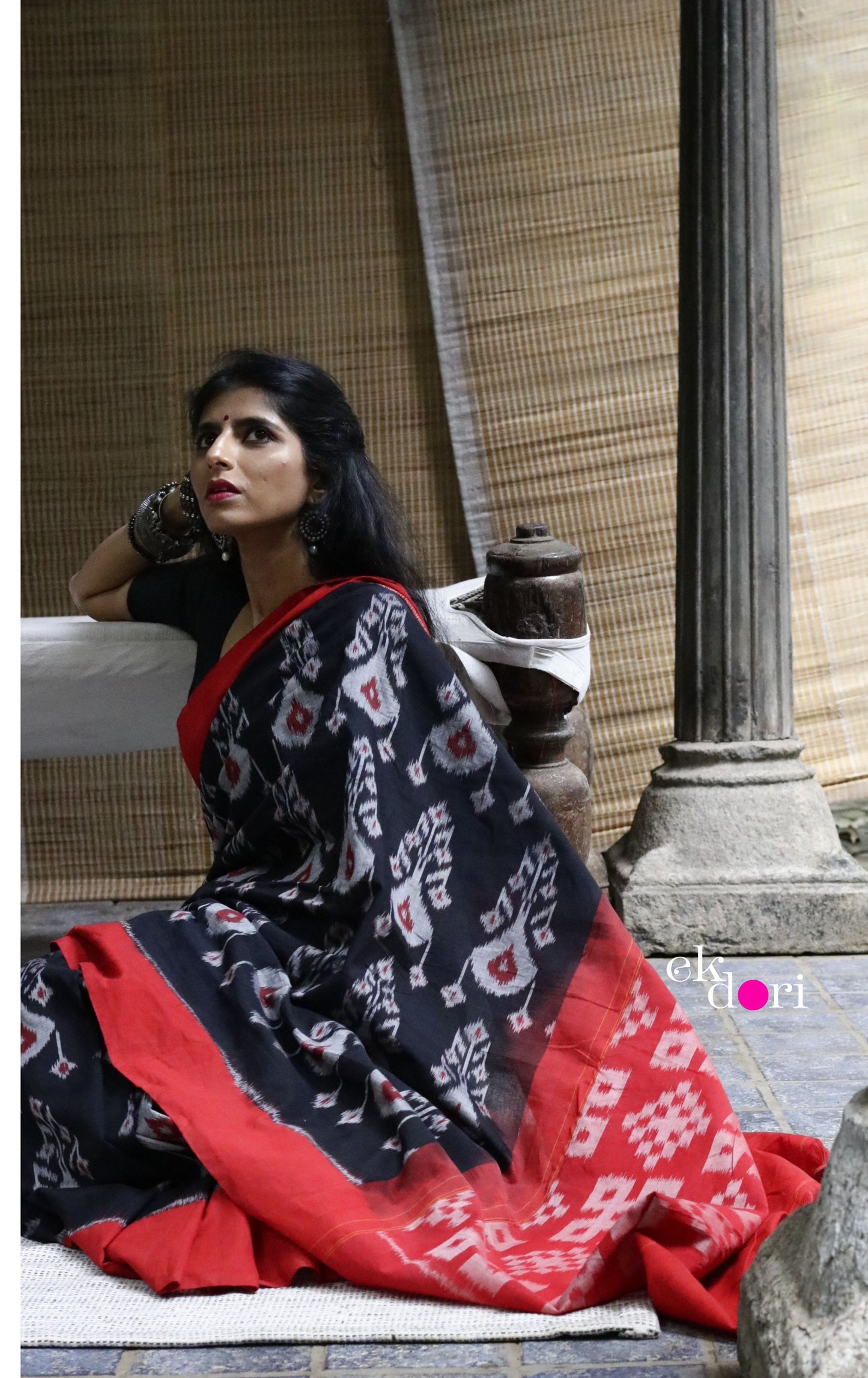 'Sandhya' Handloom Pochampally Ikat Saree : Workwear Saree Handloom Pochampally Ikat Saree