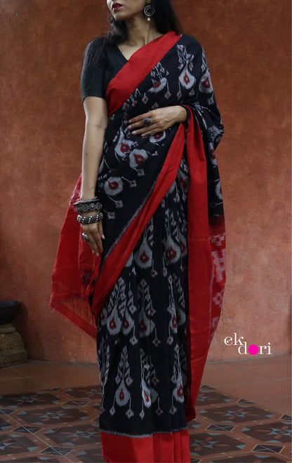 'Sandhya' Handloom Pochampally Ikat Saree : Workwear Saree Handloom Pochampally Ikat Saree