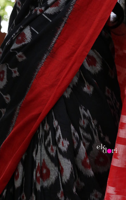 'Sandhya' Handloom Pochampally Ikat Saree : Workwear Saree Handloom Pochampally Ikat Saree