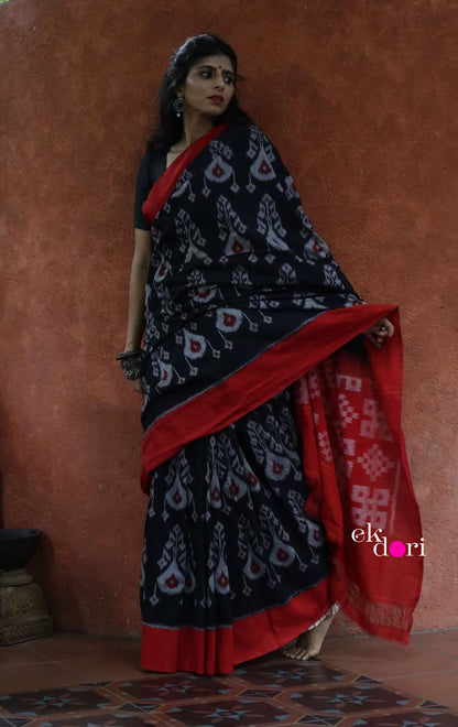 'Sandhya' Handloom Pochampally Ikat Saree : Workwear Saree Handloom Pochampally Ikat Saree